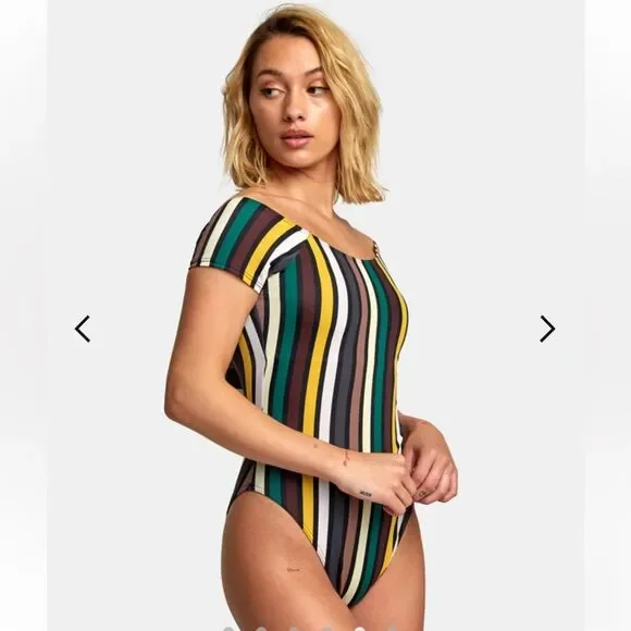 RVCA Shilo Women's Off Shoulder One Piece Swimsuit Size Small - Picture 4 of 13